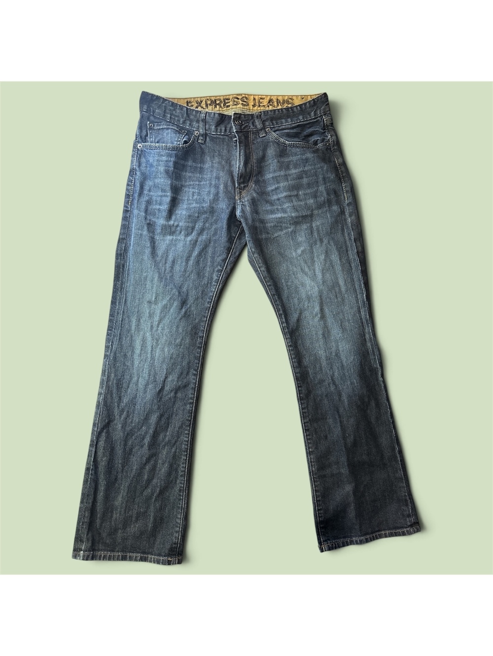 Express Jeans Men’s 32x30 Slim Fit Low Rise Bootcut Blue Denim.